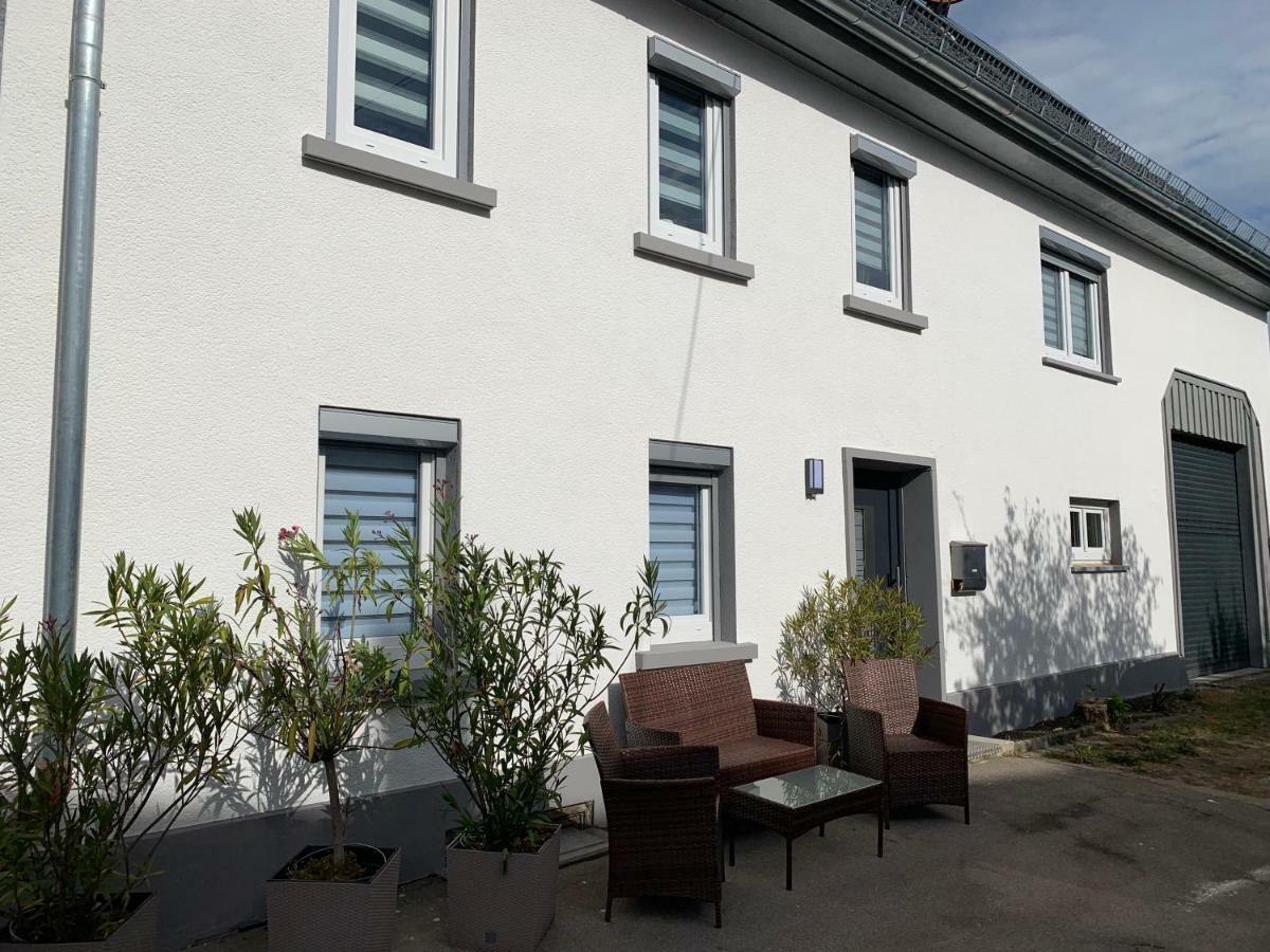 Ferienwohnungen Mimi Mit Kostenloser Albcard Kleinengstingen Exteriör bild